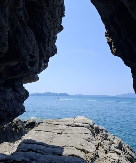 grotta baratti